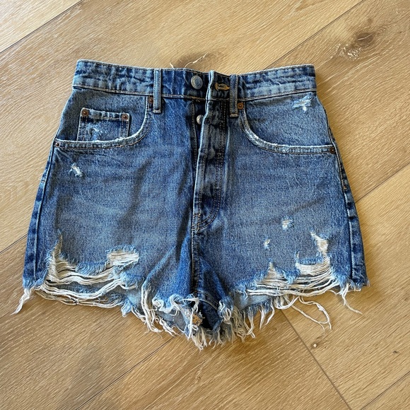 Zara Denim Shorts. New Without Tags. - Picture 1 of 7